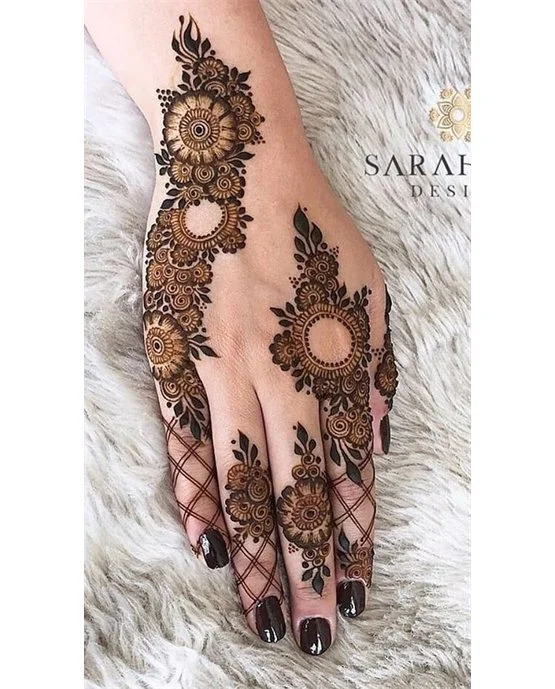 Fringe And Net Glamorous Back Hand Mehndi Design Coverage